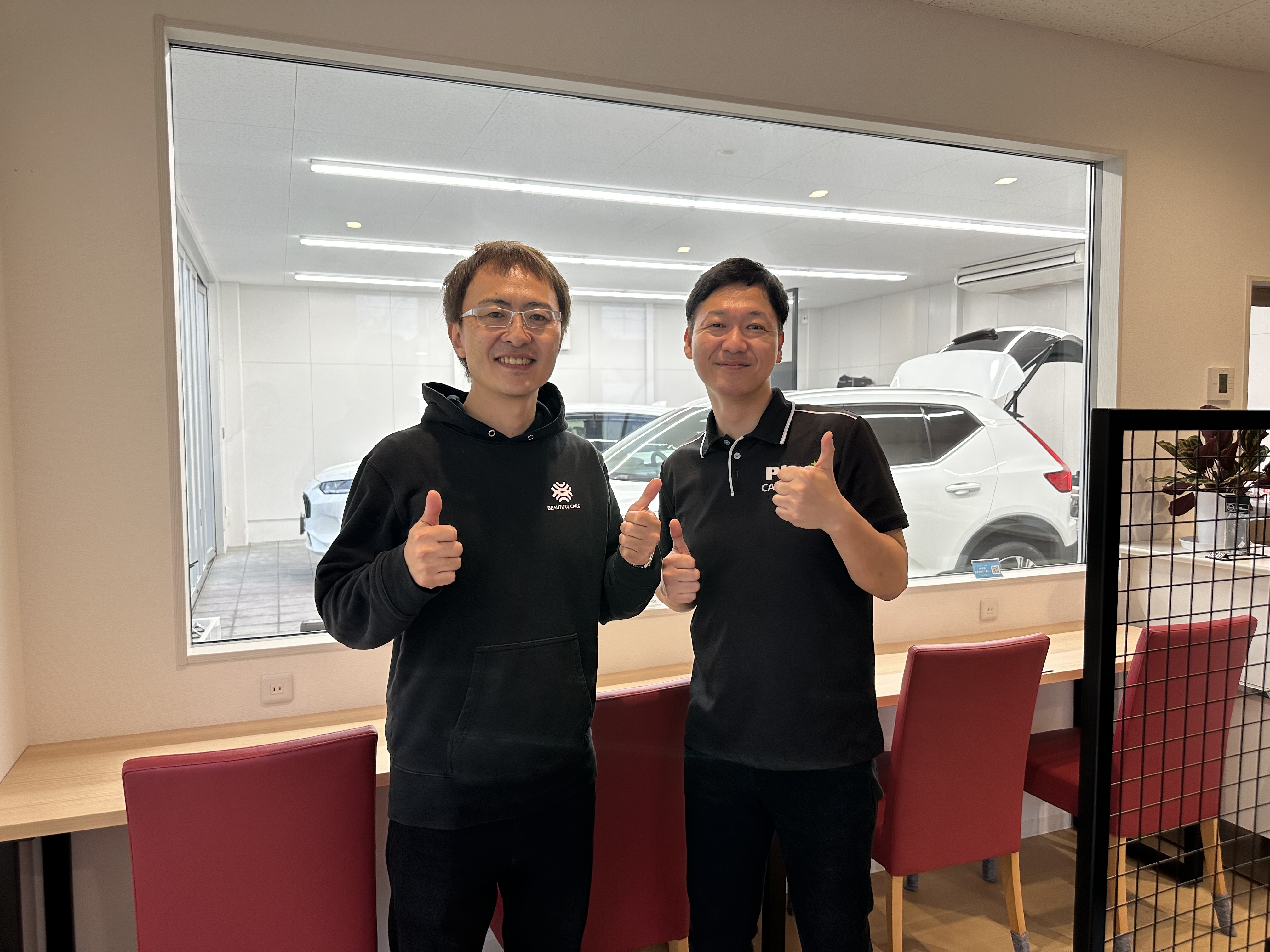 Plus刈谷店にて村上氏と代表福留