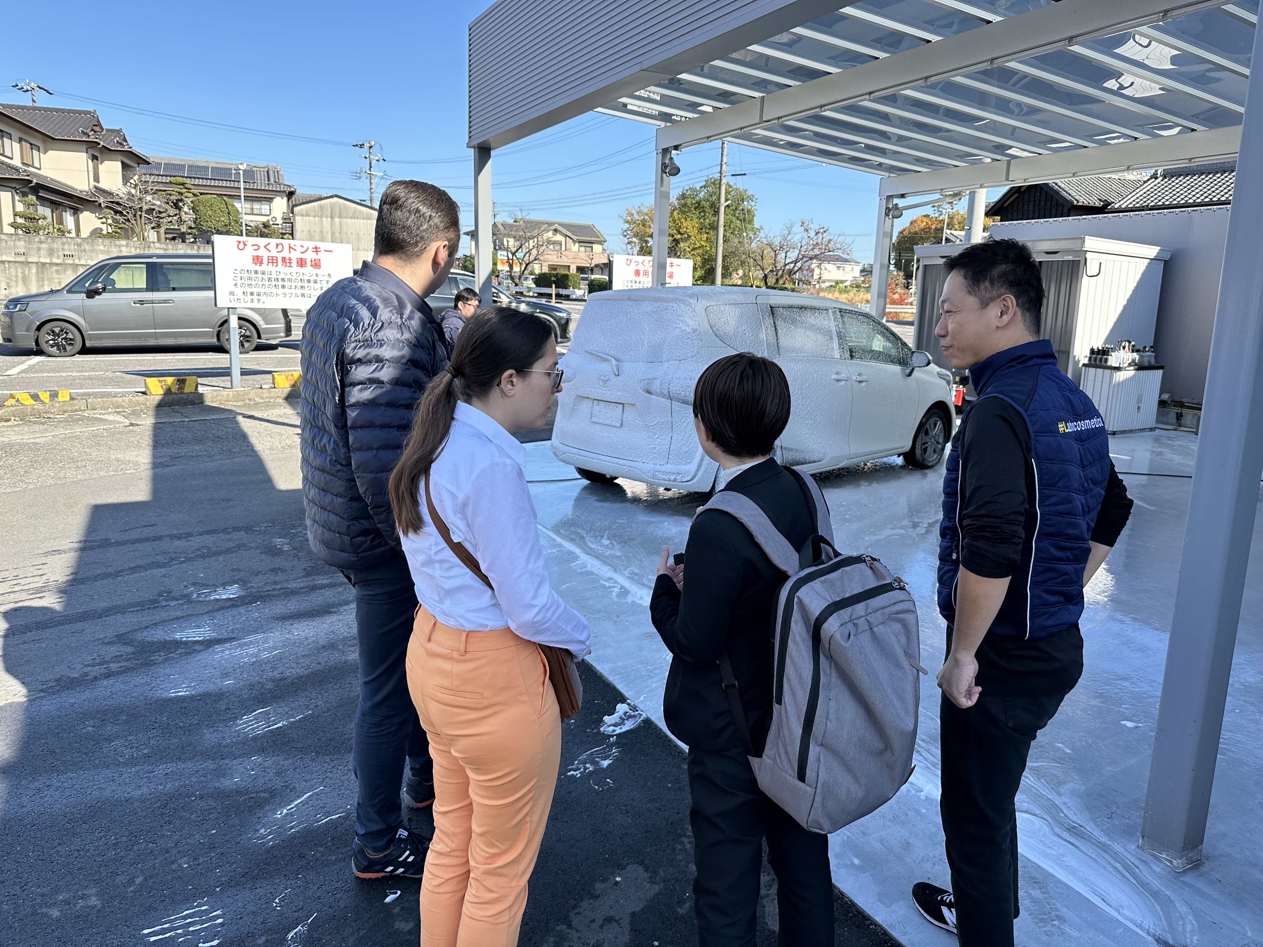 施工場所での説明の様子