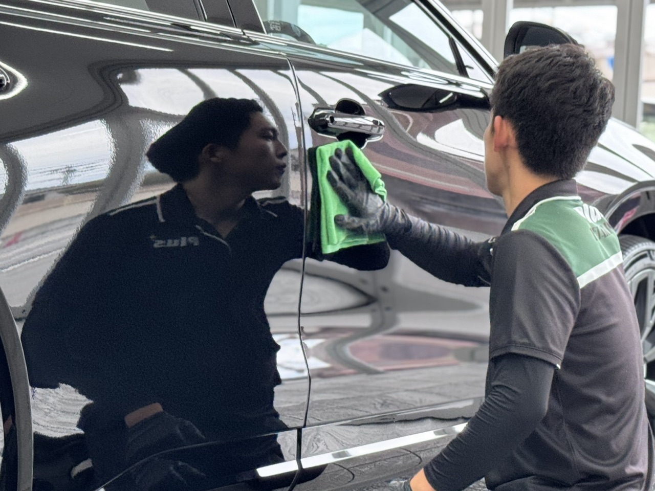 Plusスタッフの施工風景